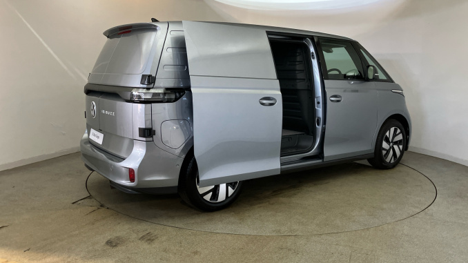 Volkswagen Id.Buzz Cargo 210kW Commerce Plus 79kWh Auto - Image 45